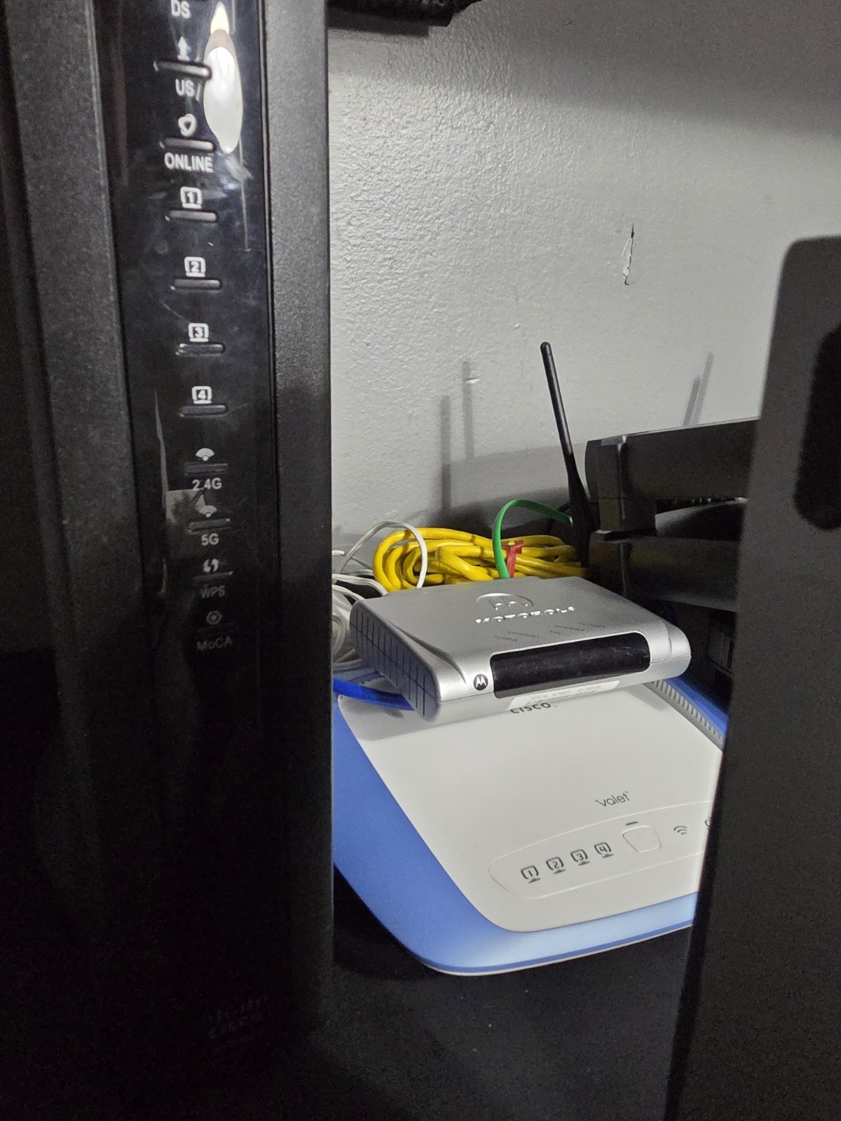 Bundle of used Modems, Routers, Etc Extra Equipment -Free Shipping