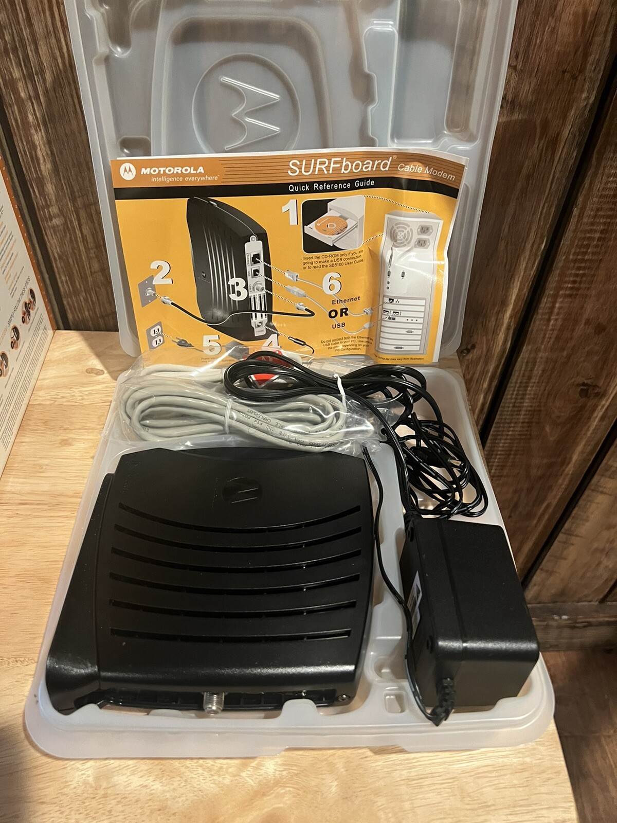 Motorola SURFboard SB5100 Cable Modem 500887-025-00 – Free Shipping