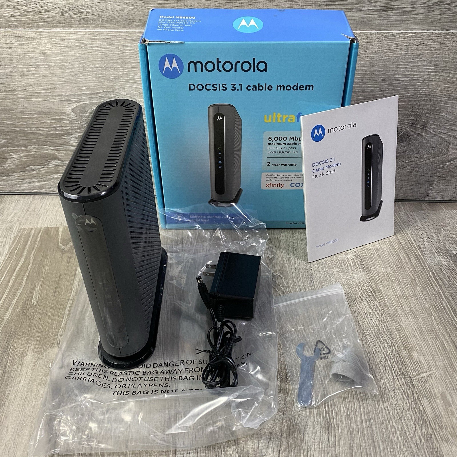 Motorola DOCSIS 3.1 Ultra Fast Cable Modem Model: MB8600 🔥🔥🔥
