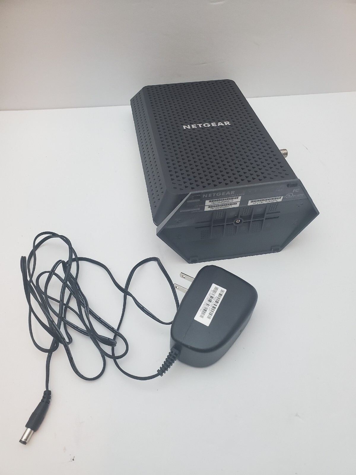 NETGEAR CM1150V Nighthawk Multi-Gig Speed Cable Modem w/ Power Adapter – Tested