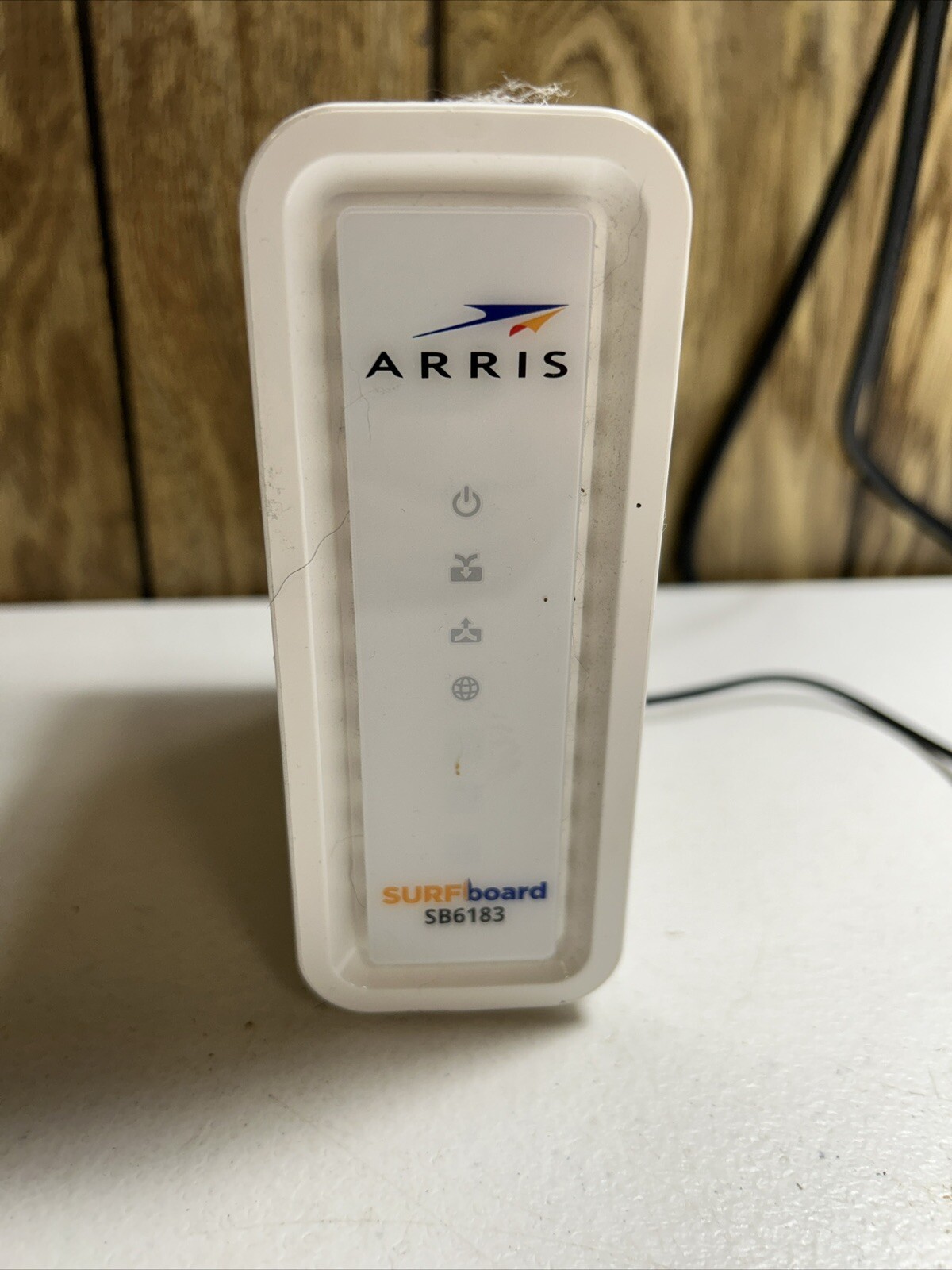 ARRIS Motorola SURFboard SB6183 Computer Cable Modem DOCSIS 3.0 16×4 White