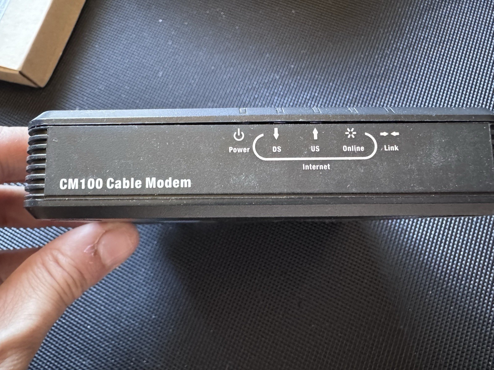 Linksys CM100 Cable Modem USB & Ethernet 100 Mbps – Tested – No Power Supply