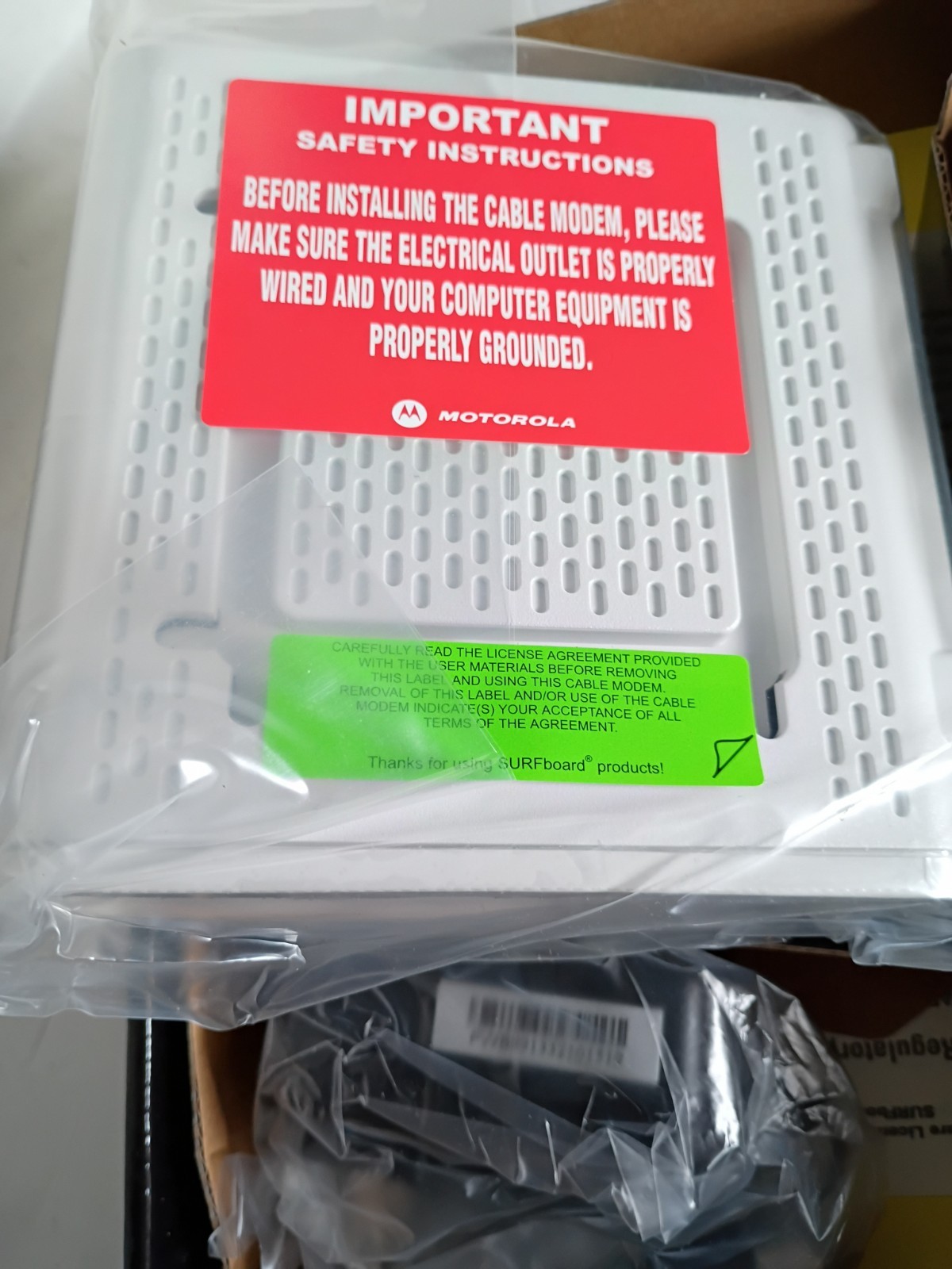 Open Box Motorola ARRIS SURFboard SB6141 DOCSIS 3.0 Cable Modem