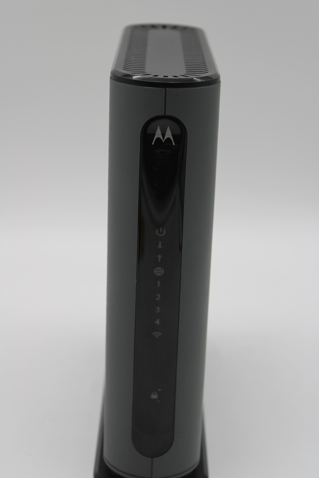 Motorola MG7700 Modem WiFi Router Combo *READ DESC* PC1464204