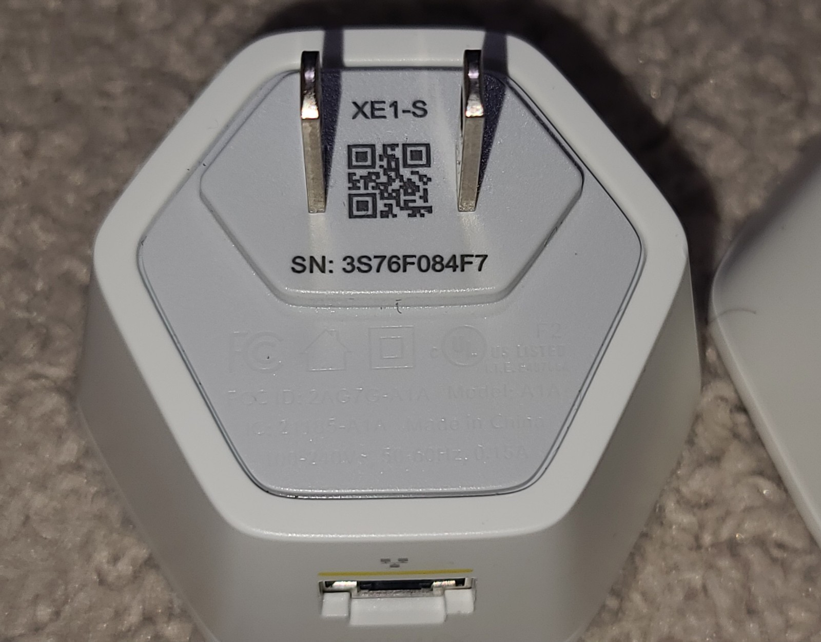 Set Of 4 Xfinity xFi Pods WiFi Network Range Extenders 1st Generation XE1-S