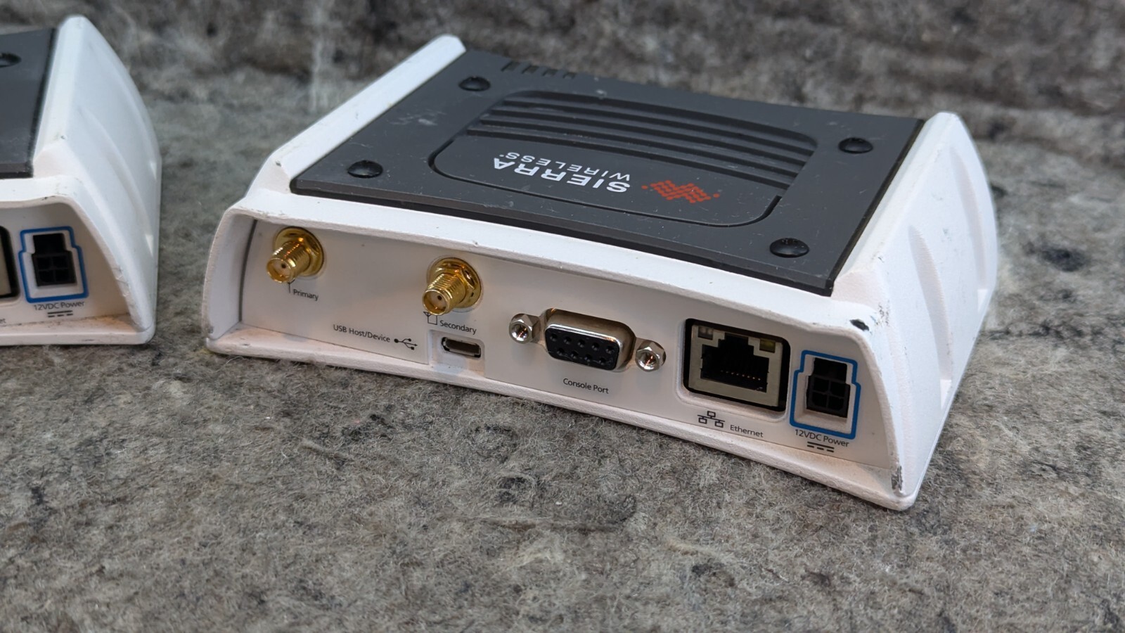 2 x Sierra Wireless Airlink ES450 1102383 Enterprise 4G LTE Gateway – For Parts
