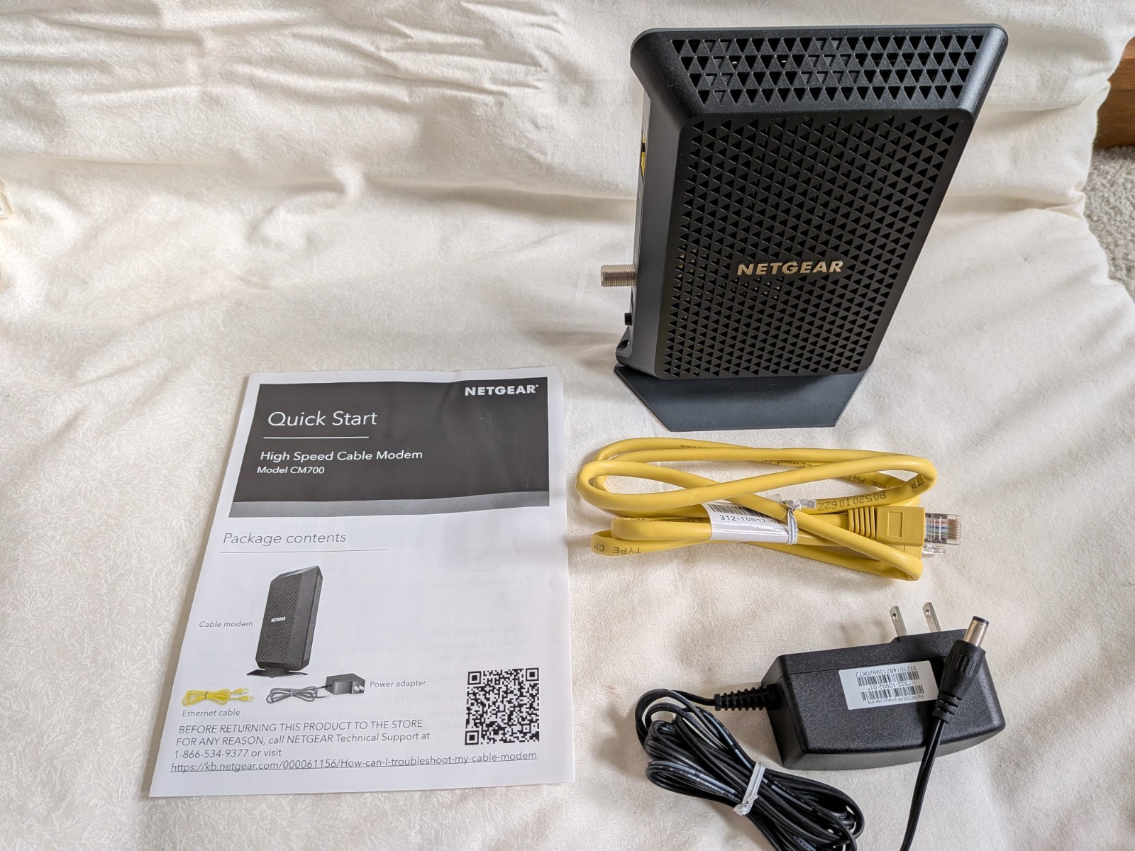 NETGEAR CM700-1AZNAS DOCSIS 3.0 Cable Modem 32×8 for Xfinity by Comcast 1.4gbps
