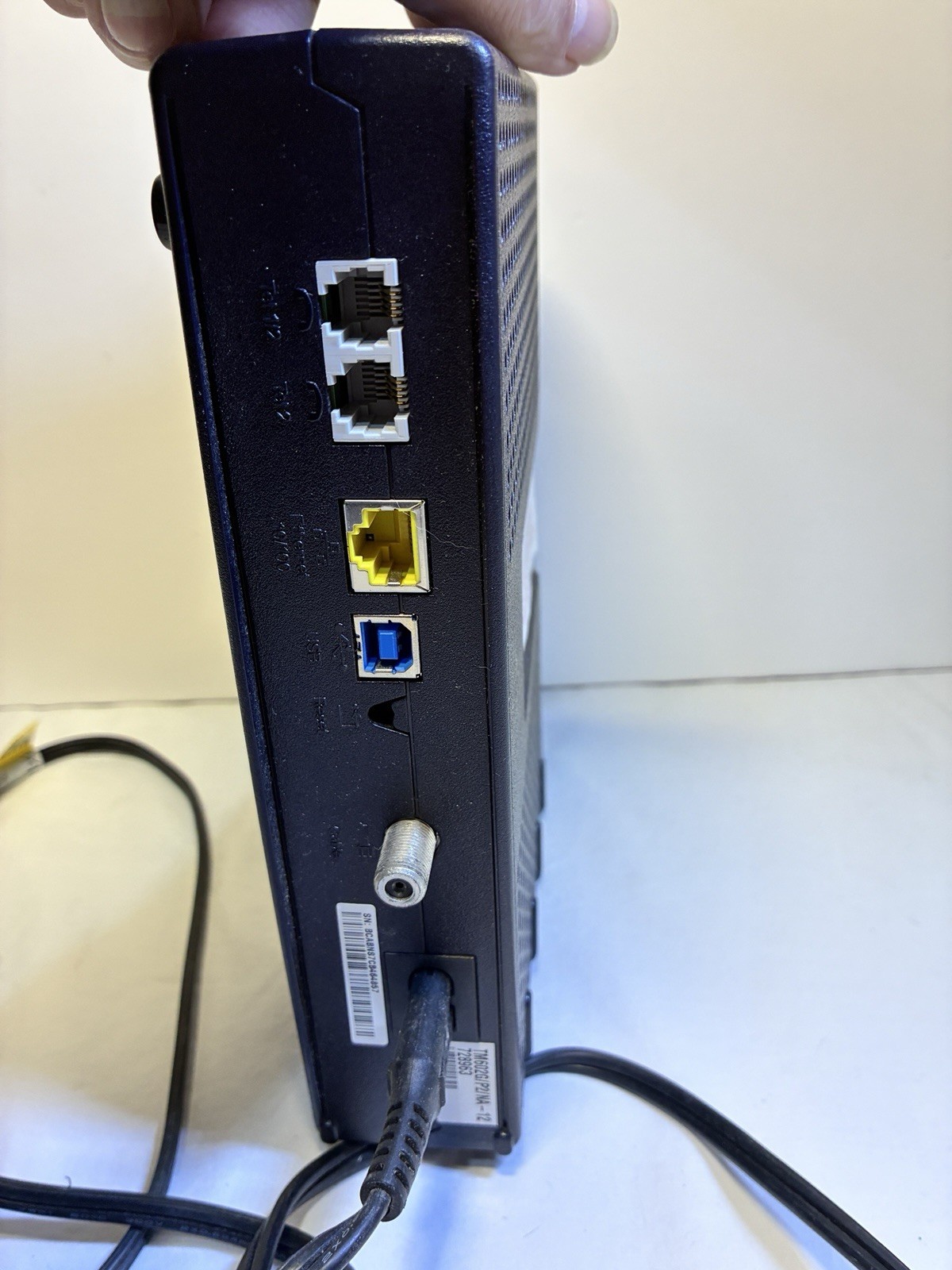 ARRIS – Touchstone TM602G Cable Modem – Reliable High-Speed Internet