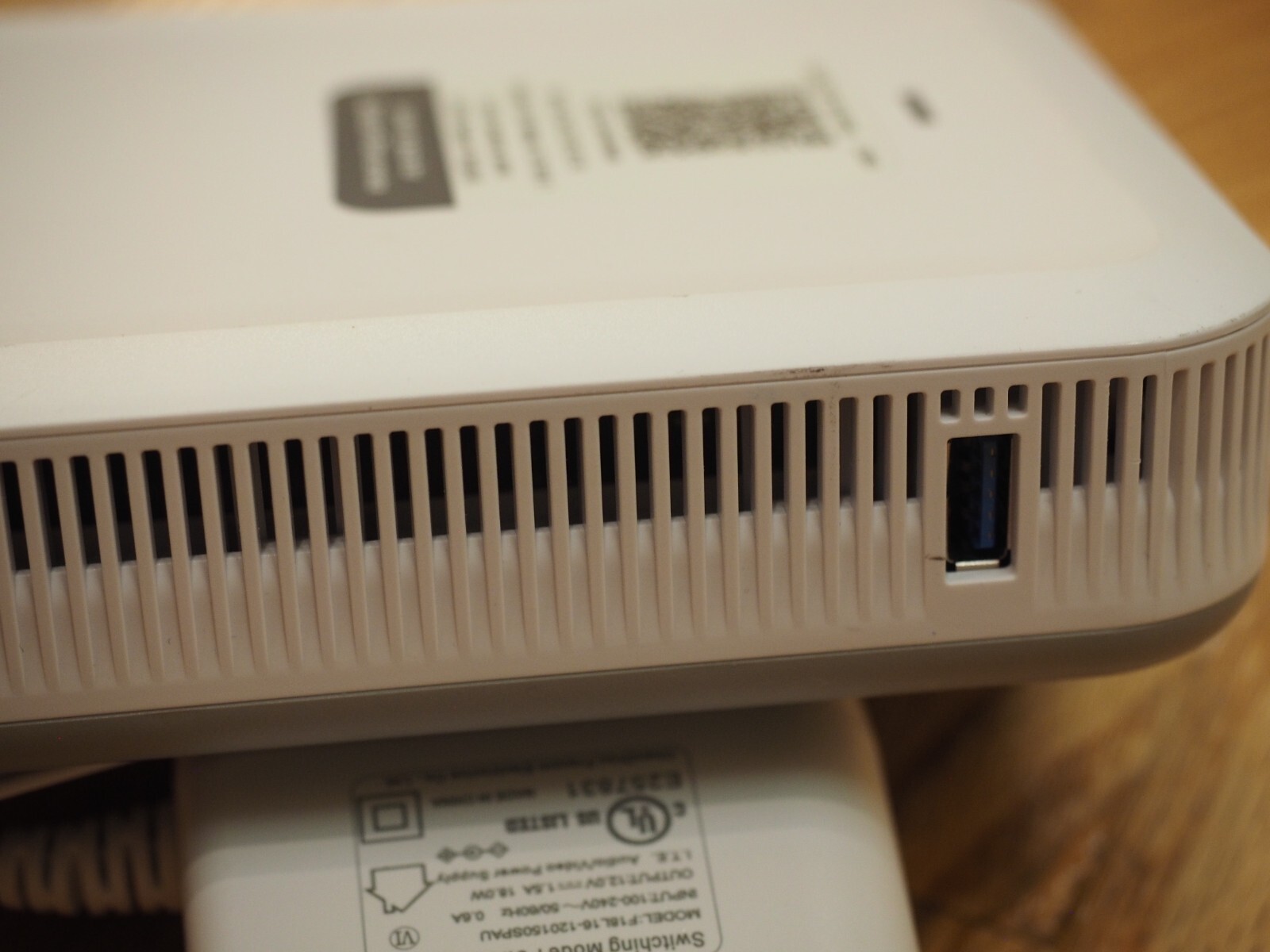 Quantum Fiber C5500XK High Performance Modem With AC Power Adapter