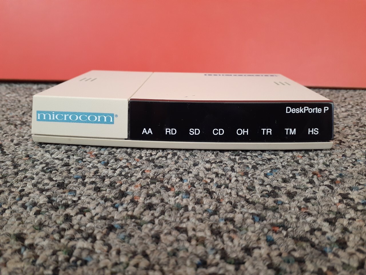 “Vintage” Microcom DeskPorte 28.8P Modem W/ AC Adapter, ECT.