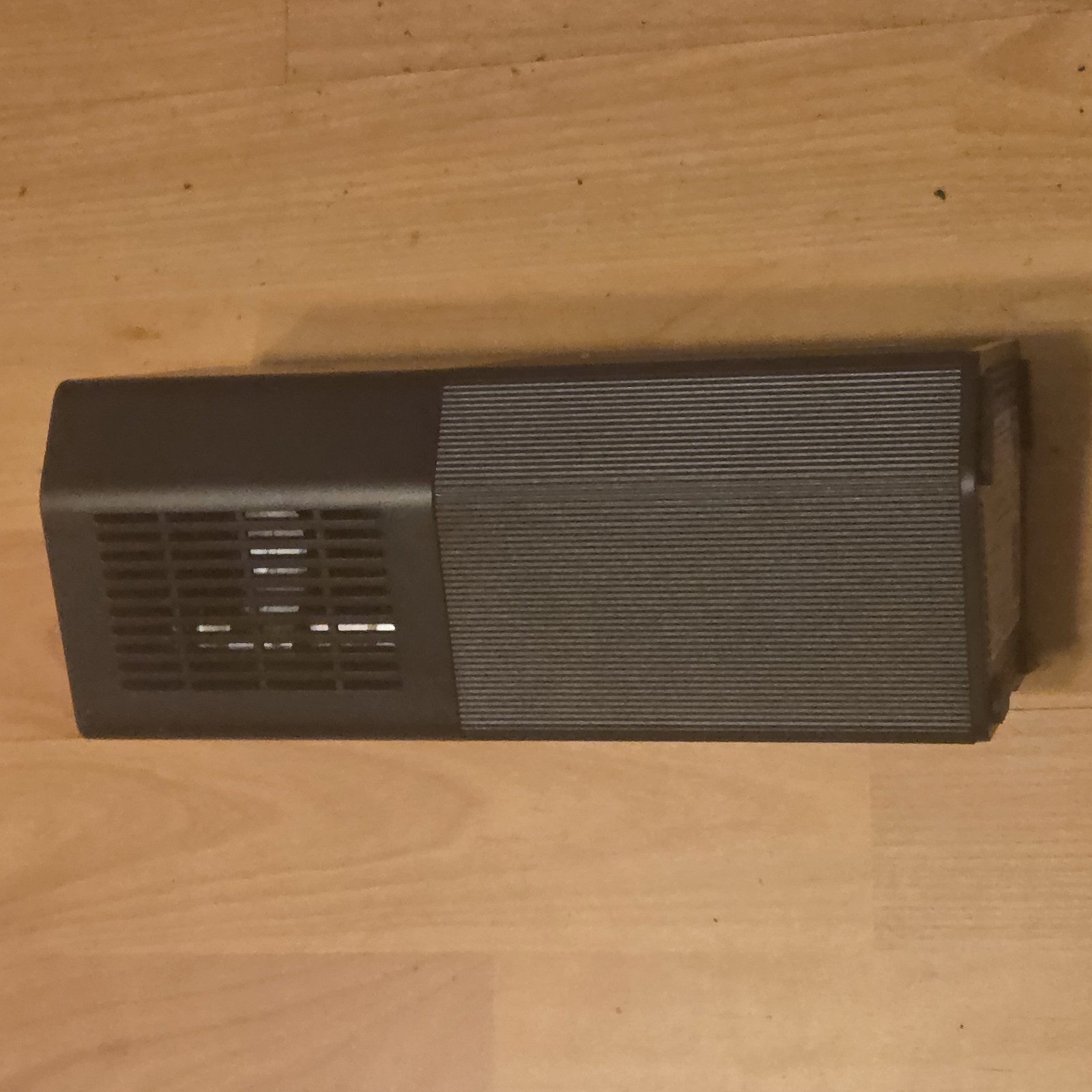 MOTOROLA MG8725 DOCSIS 3.1 AX6000 WIFI 6 2 IN 1 CABLE MODEM ROUTER -untested