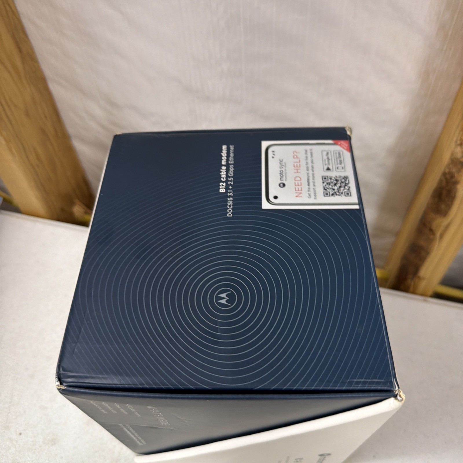 Motorola B12 DOCSIS 3.1 Multi-Gig Cable Modem