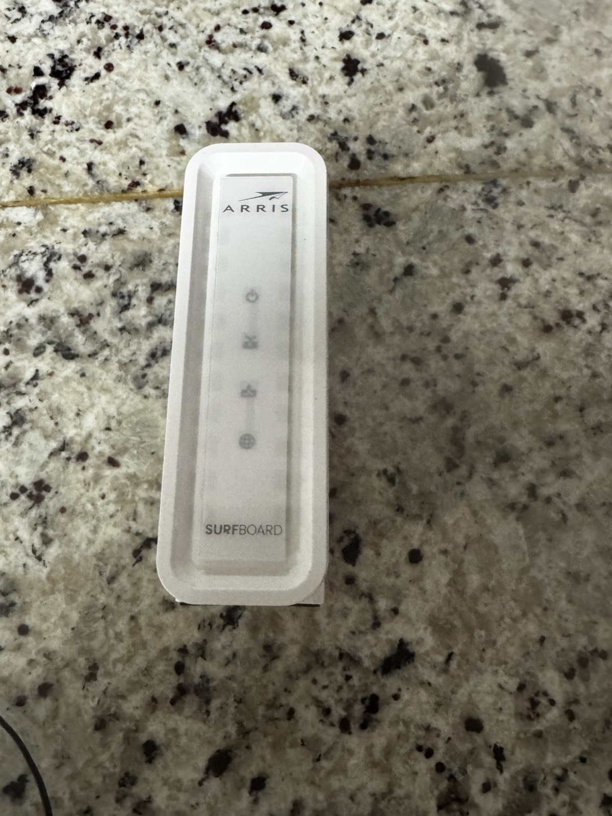 ARRIS SURFboard SB8200 DOCSIS 3.1 10 Gbps Cable Modem