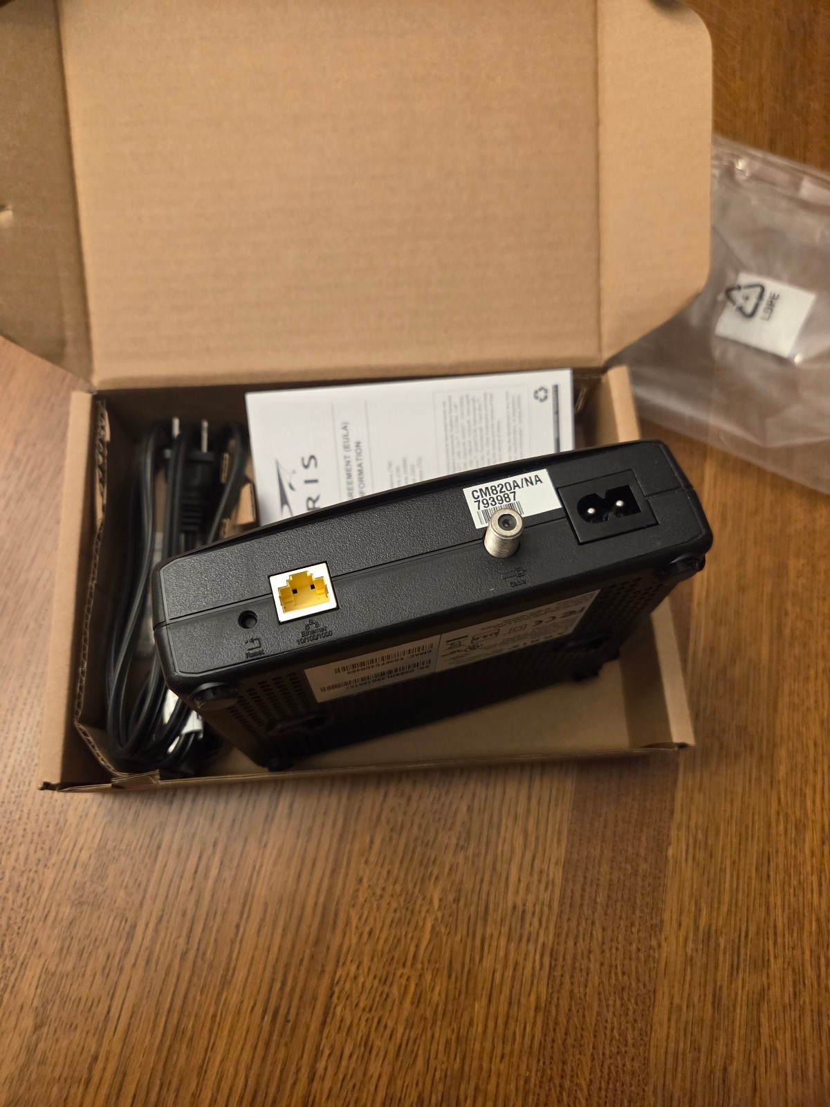 ARRIS CM820A/CT DOCSIS 3.0 Cable Modem