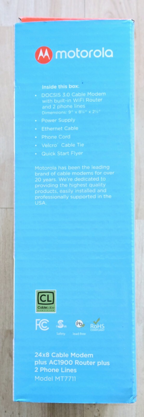 MOTOROLA MT7711 24X8 Cable Modem and AC1900 Dual Band Wi-Fi Gigabit Router