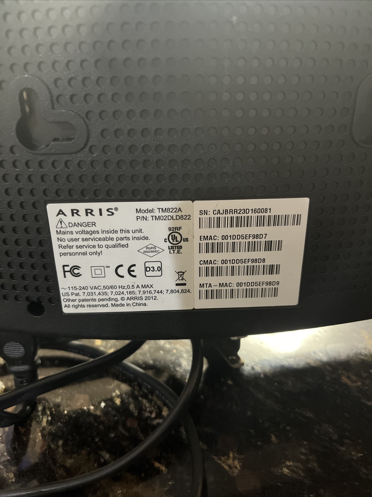 ARRIS TM822 Touchstone DOCSIS 3.0 8×4 Ultra-High Speed Telephone Modem – Black