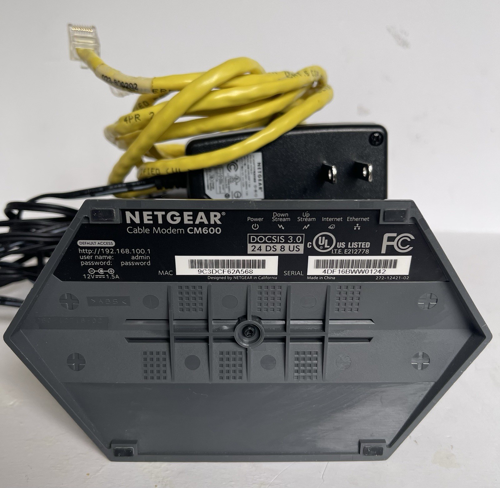 NETGEAR CM600 Cable Modem w/ Power Supply and Network Cable