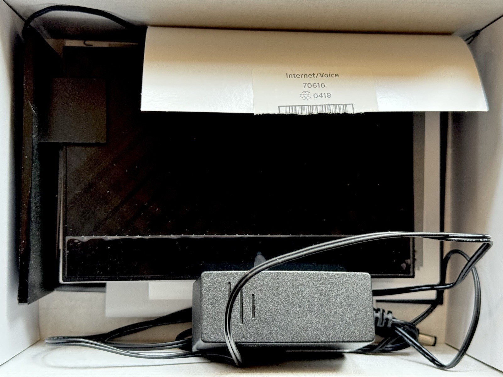 ASUS CM-16 DOCSIS 3.0 Cable MODEM Gigabit LAN 686Mbps w Power Cord & Ethernet