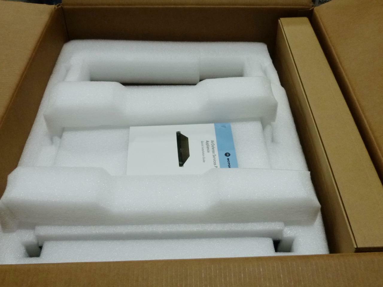 Motorola SV-3652-0040 AirDefense Services Platform / Network Server Appliance