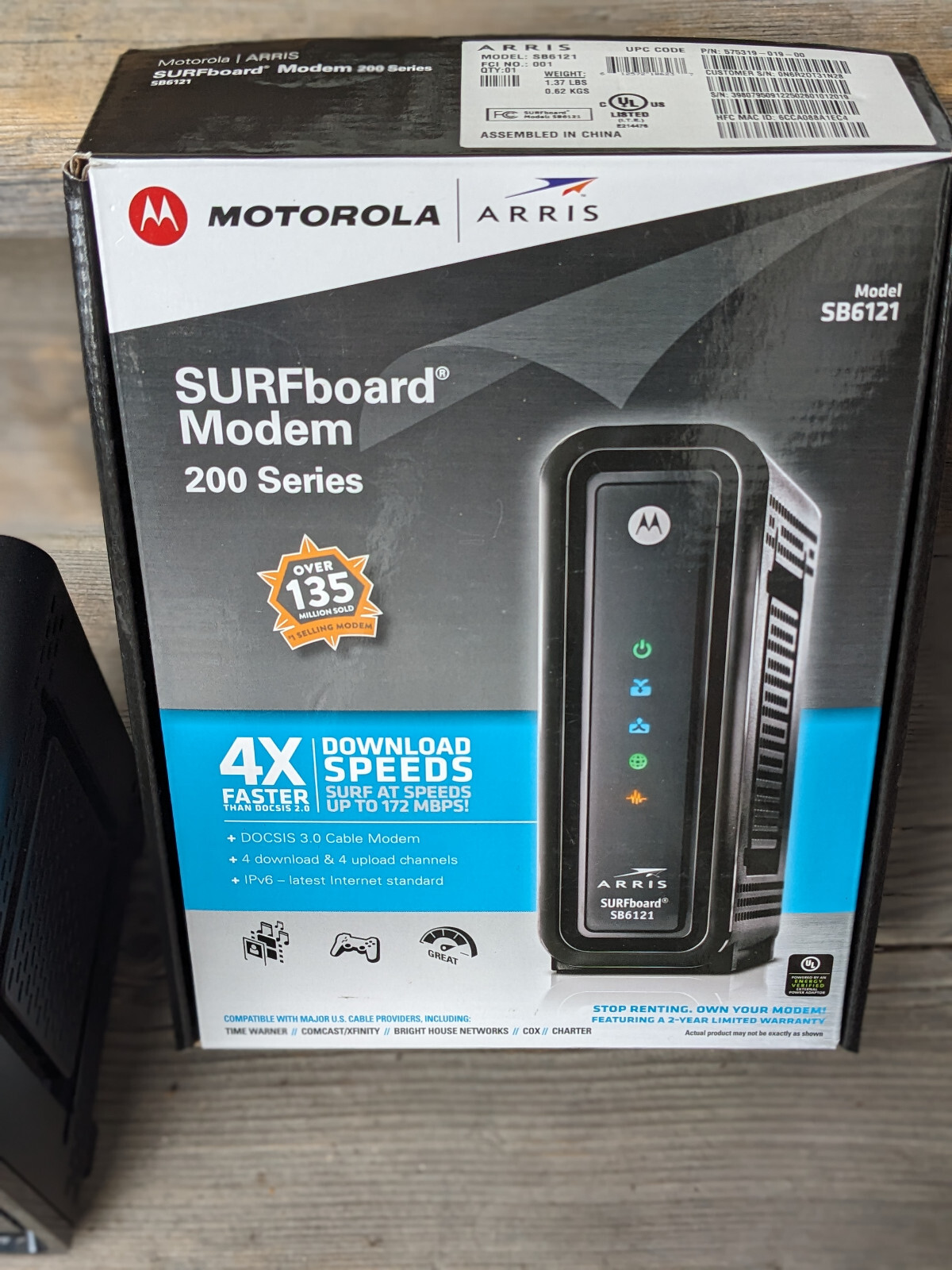 Arris Surfboard SB6121 Cable Modem Docsis 3.0