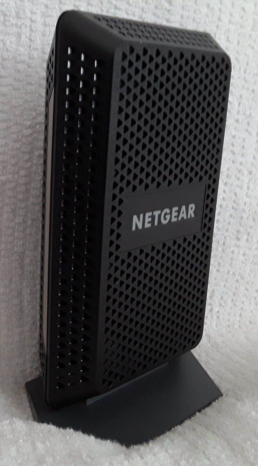 NETGEAR CM1000v2 DOCSIS 3.1 3.0 Cable Modem Computer Tech