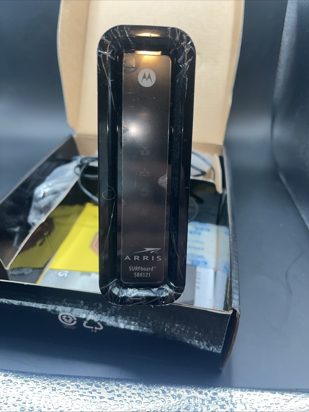Arris Surf Board SB6190 Cable Modem DOCSIS 3.0 Complete Comcast Xfinity Cox New