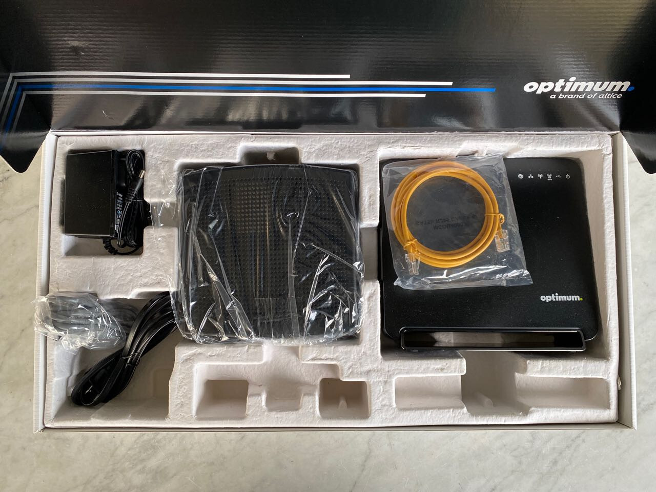 OPTIMUM Self Install Kit. SAGEMCOM Router & ARRIS Voice Cable Modem NEW