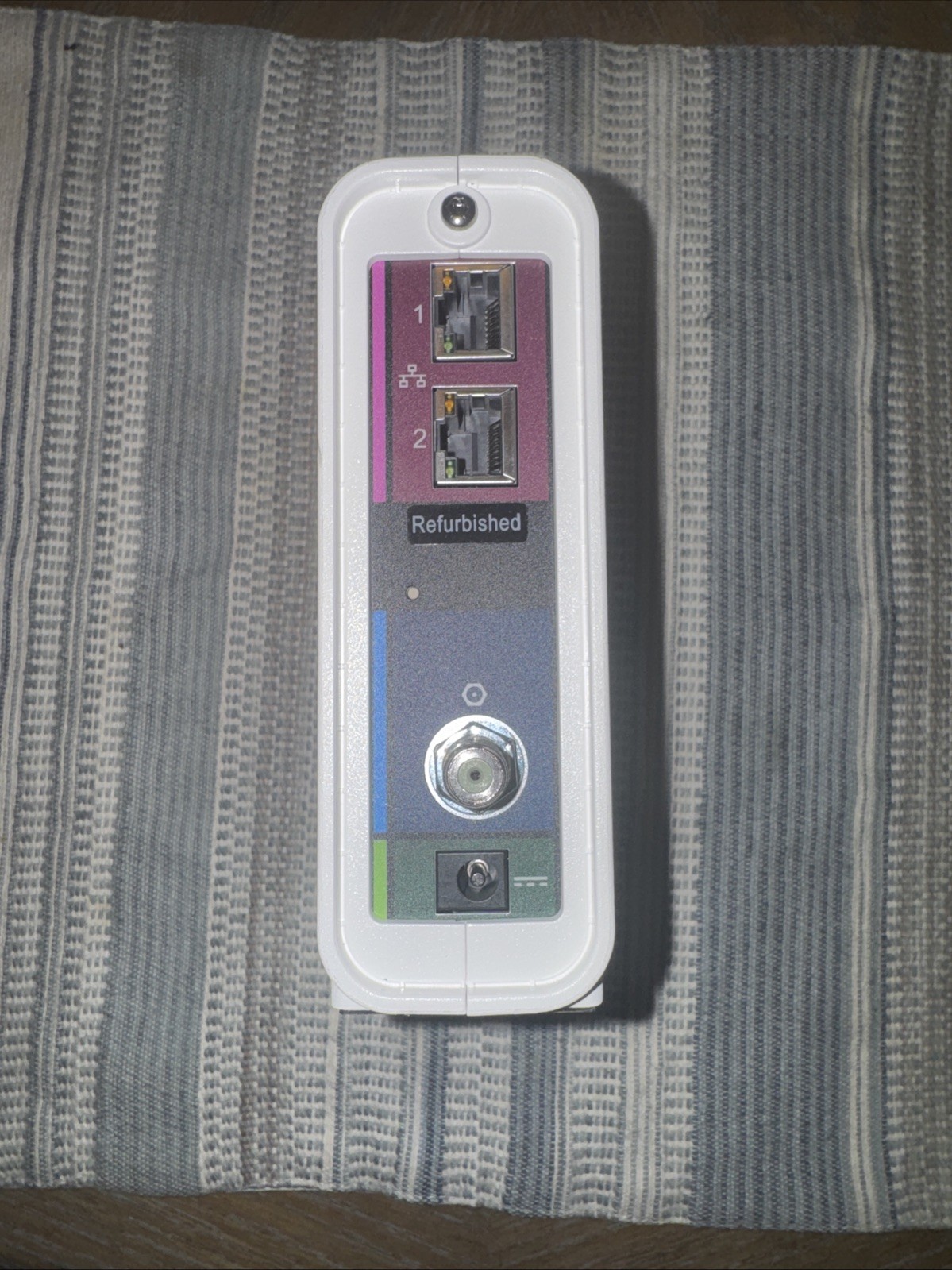 ARRIS SURFboard SB8200 DOCSIS 3.1 10 Gbps Cable Modem