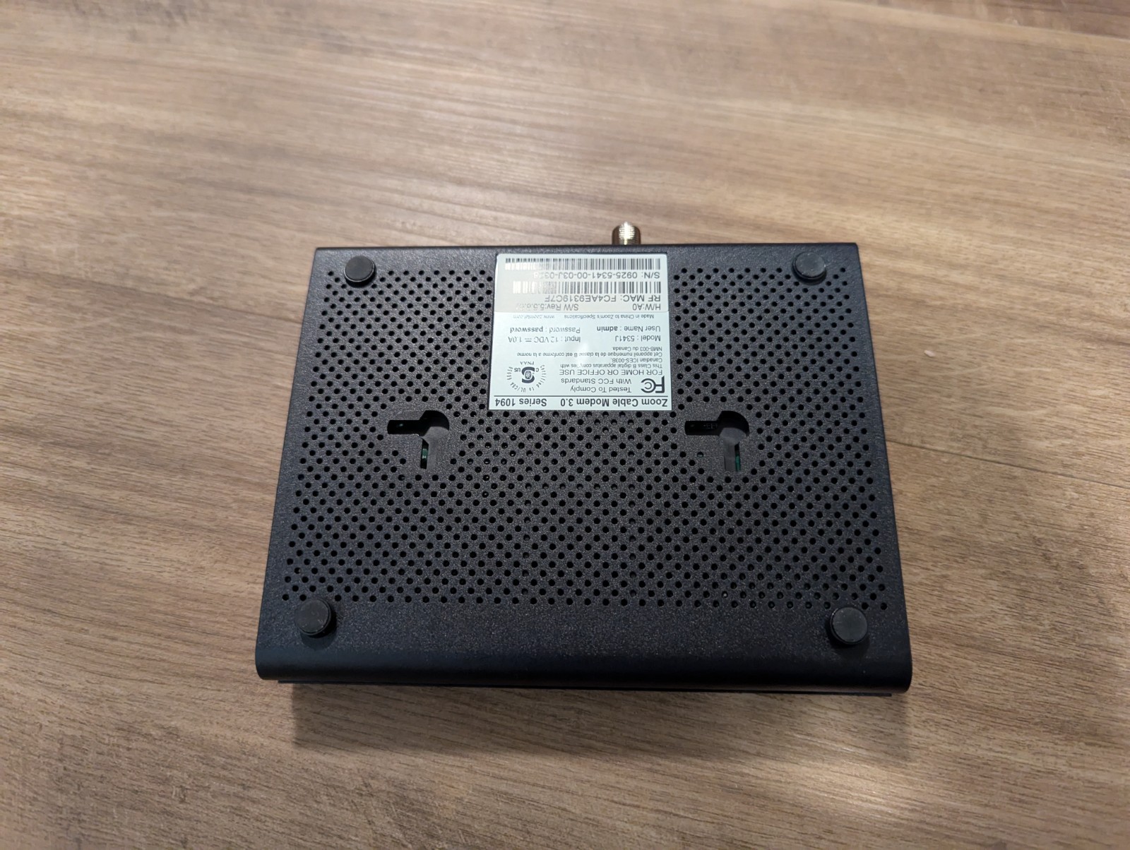 ZOOM CABLE MODEM 3.0 Model 5341J-SERIES 1094 – USED