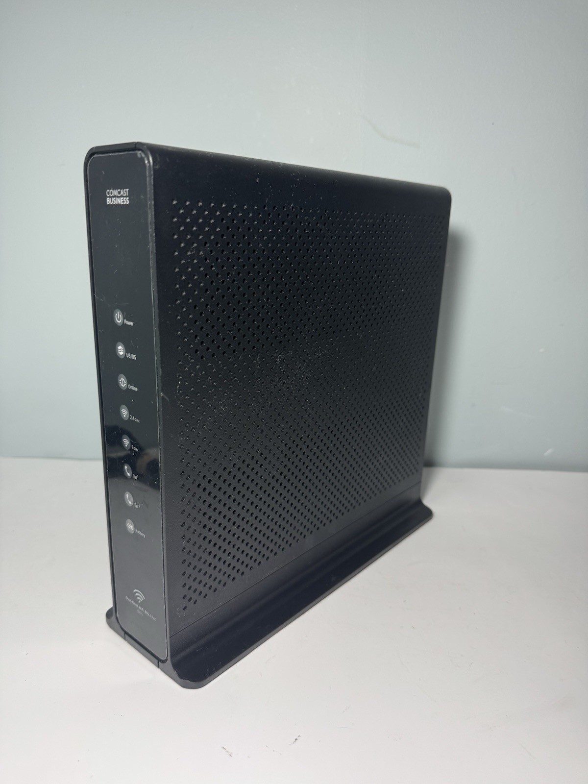Technicolor DPC3941B Comcast Business Dual Band WiFi Cable Modem Router w/Cord