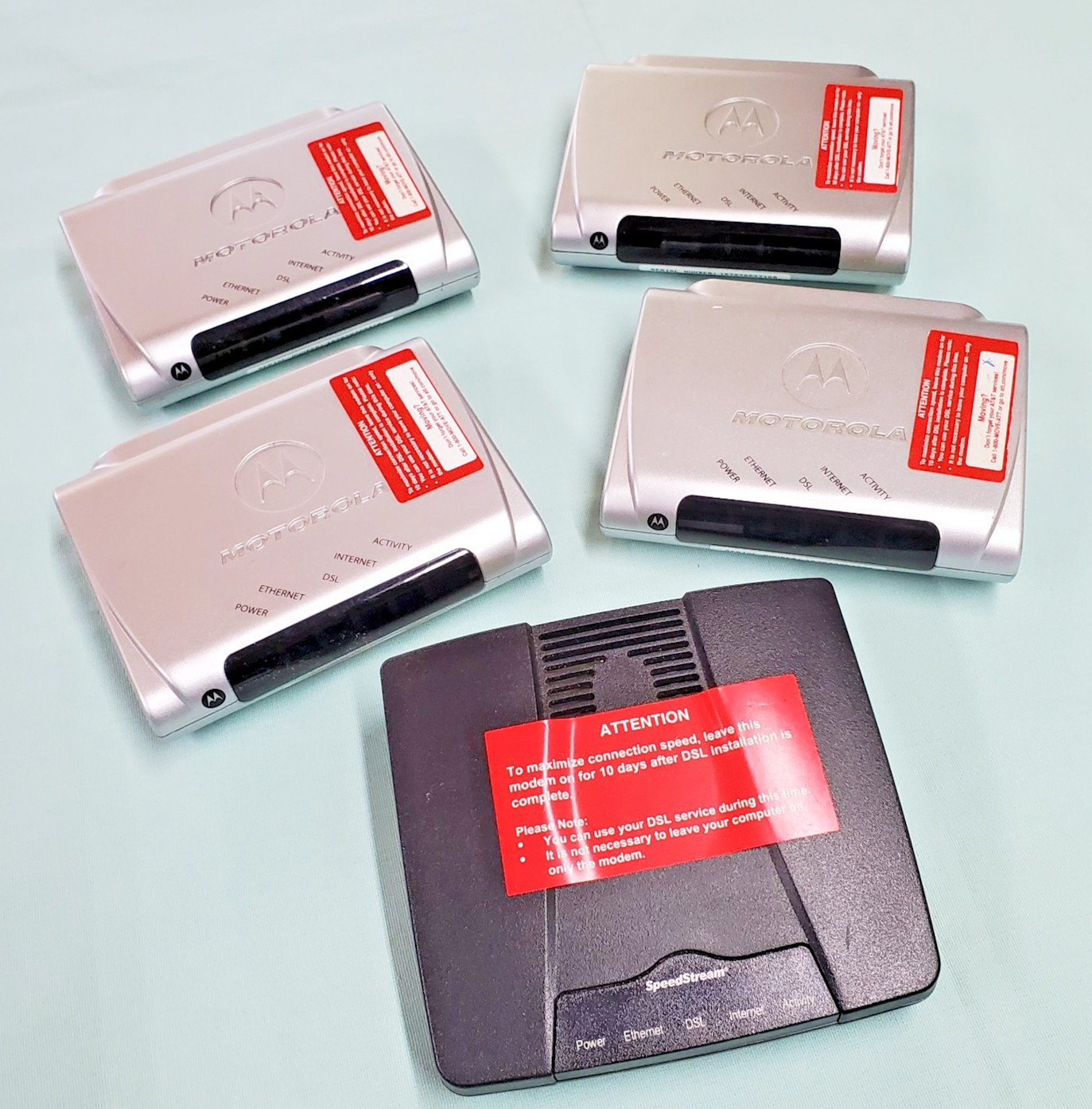 Lot of 5 DSL Modems (4 Motorola and 1 Siemens)