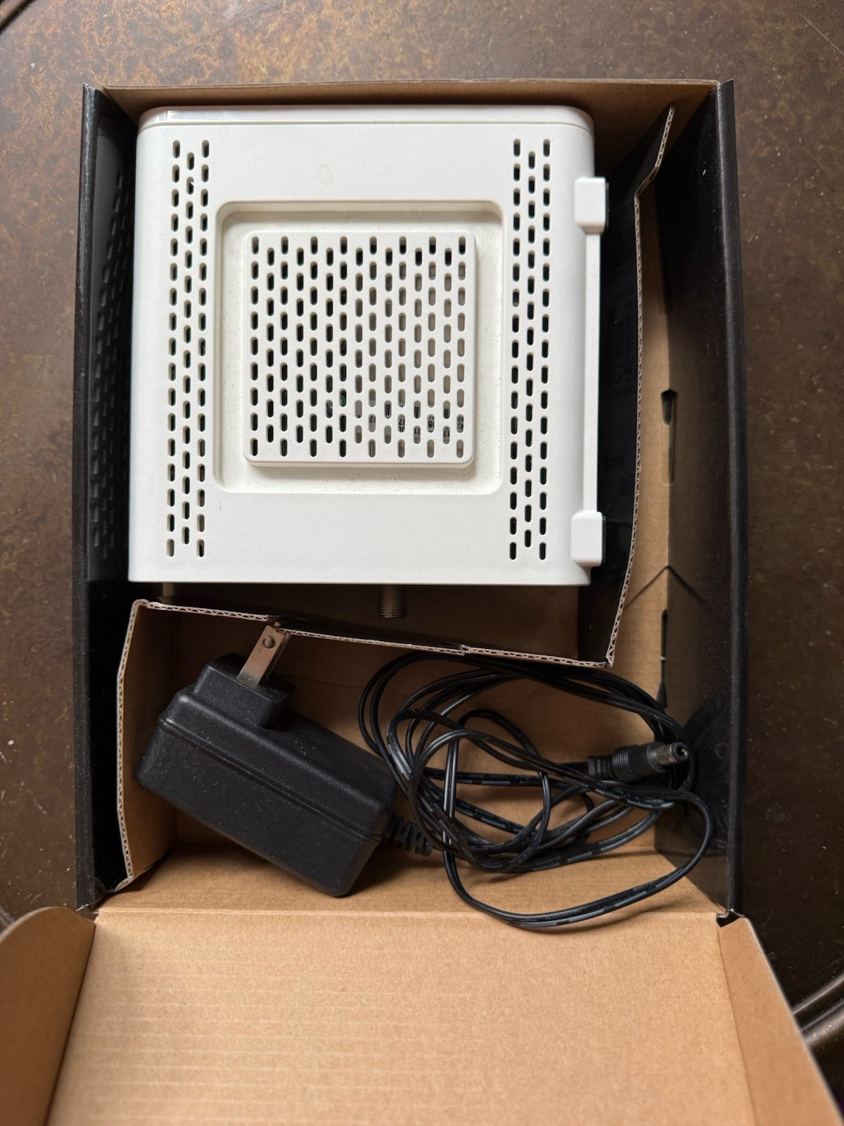 Motorola ARRIS SURFboard SB6141 3.0 Cable Modem 400 Series