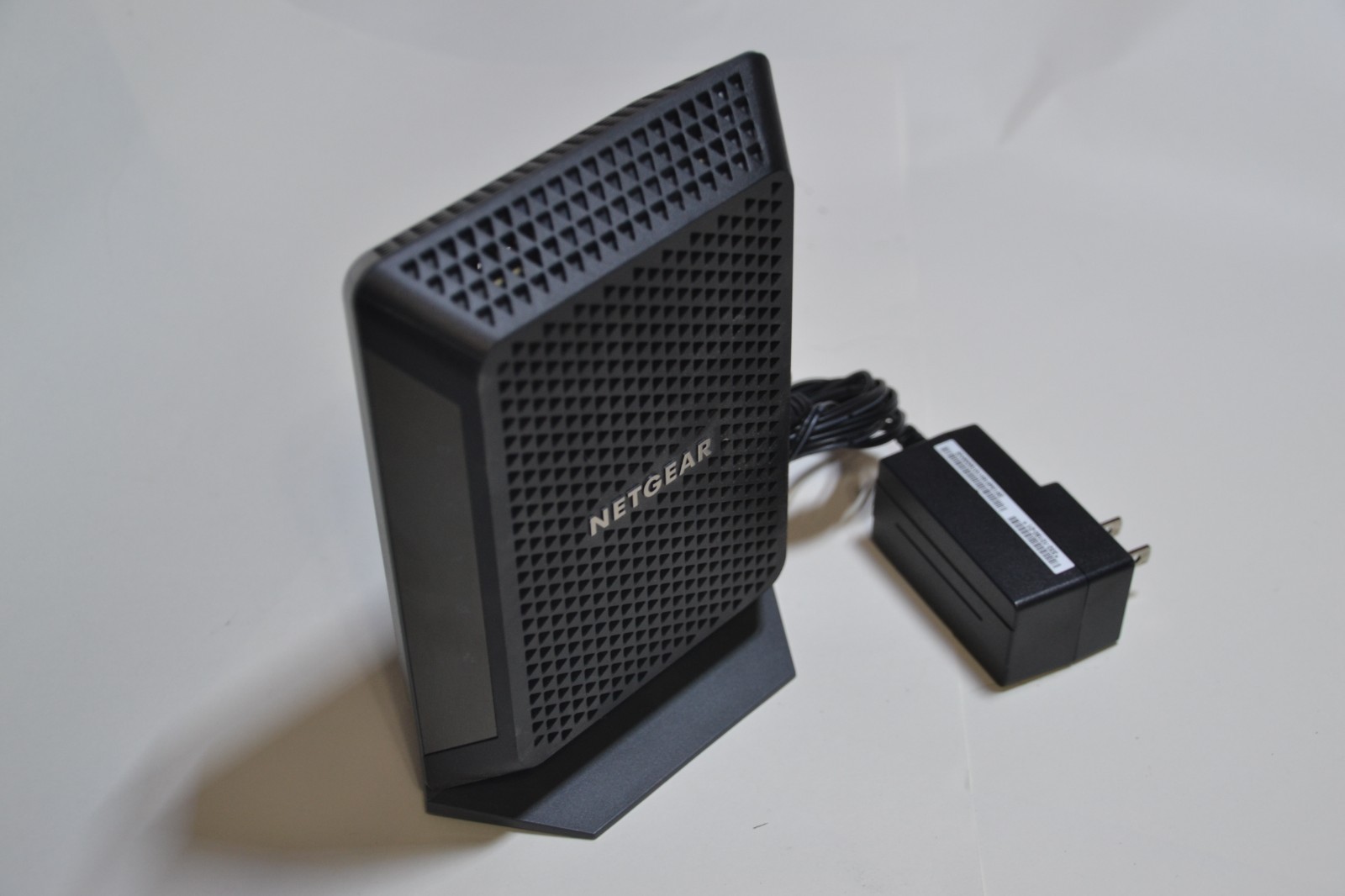 NETGEAR CM700 High Speed Cable Modem, 1.4Gbps, DOCSIS 3.0, CM700