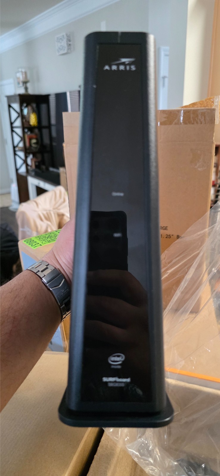 ARRIS Surfboard SBG8300-RB Gigabit Cable Modem & AC2350 Dual-Band Wi-Fi Router