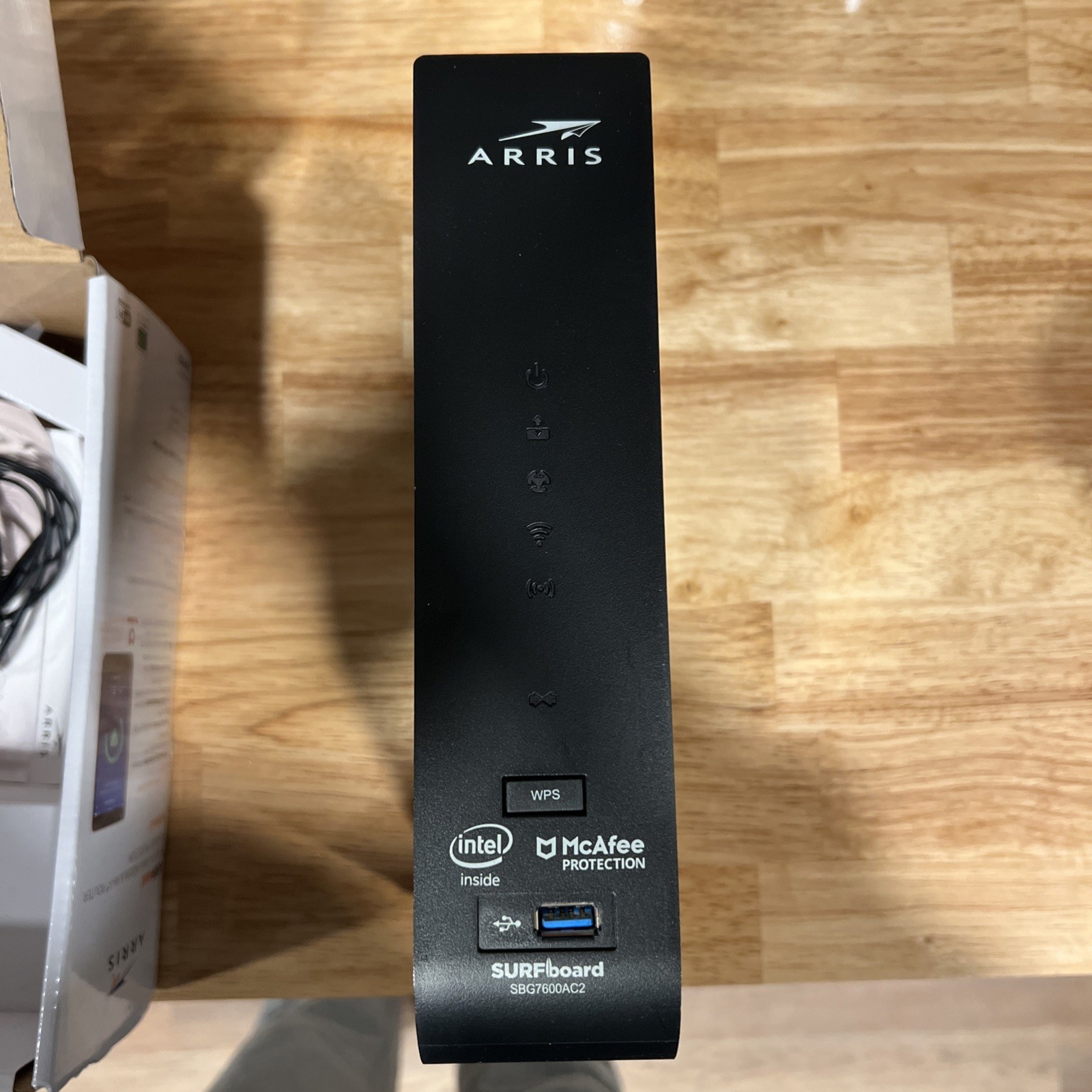 ARRIS AC2350 SURFboard Dual-band DOCSIS 3.0 Cable Modem – Black