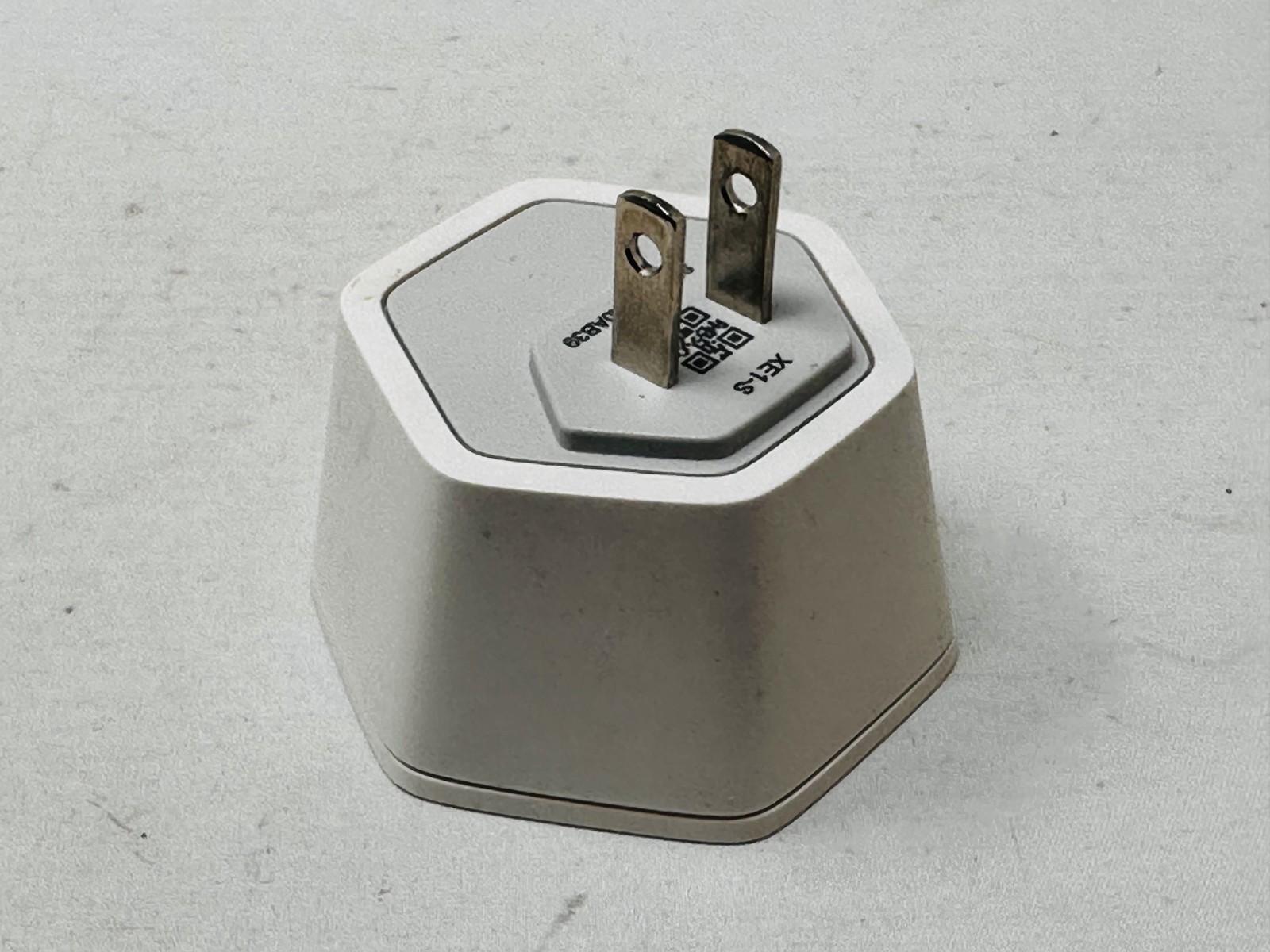 Comcast Xfinity XFI WIFI Pod Extender Network Signal Booster XE1-S