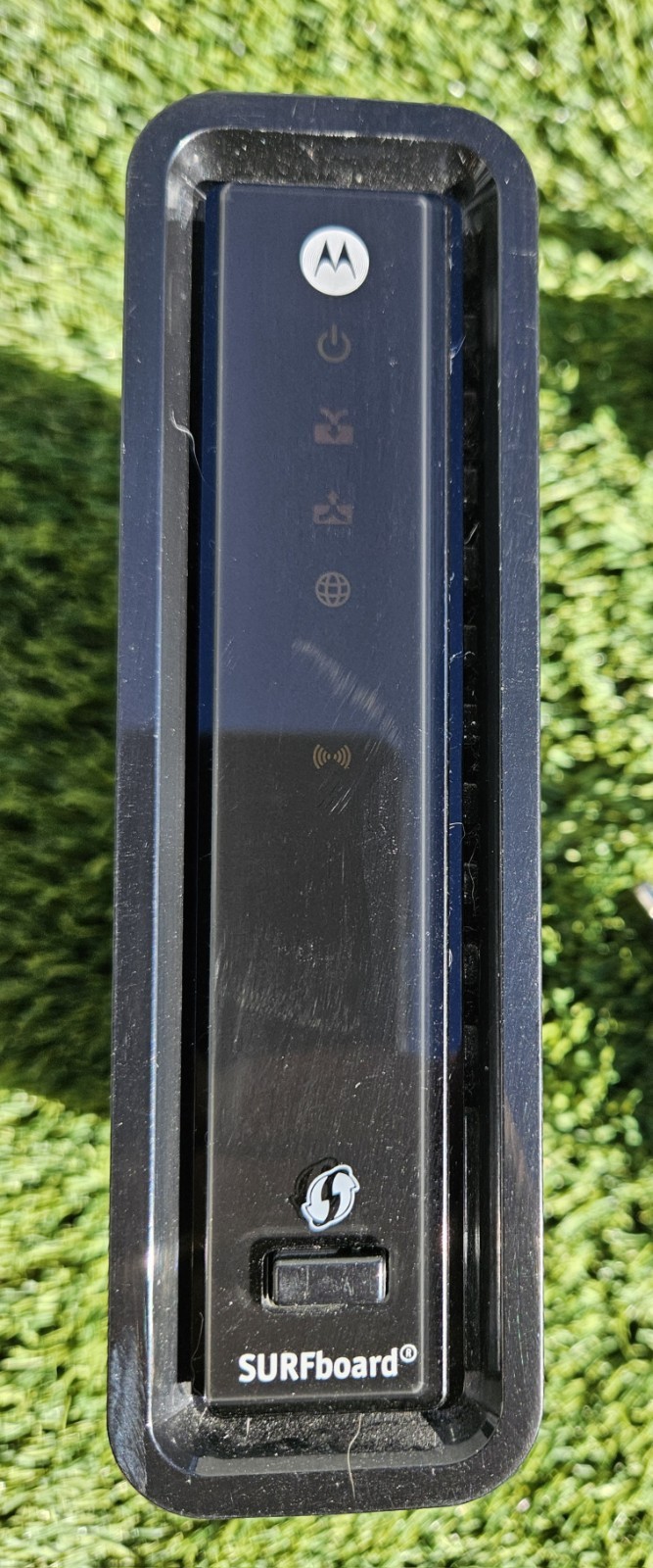 Motorola SURFBOARD SBG6580 Black Ethernet Dual Band DOCSIS 3.0 Wi-Fi Cable Modem
