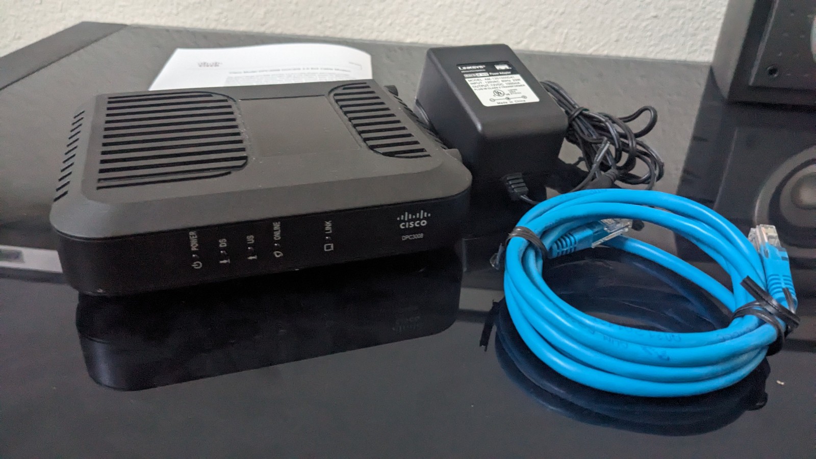 Cisco DPC3008 Cable Modem with Power Supply and Cable Included