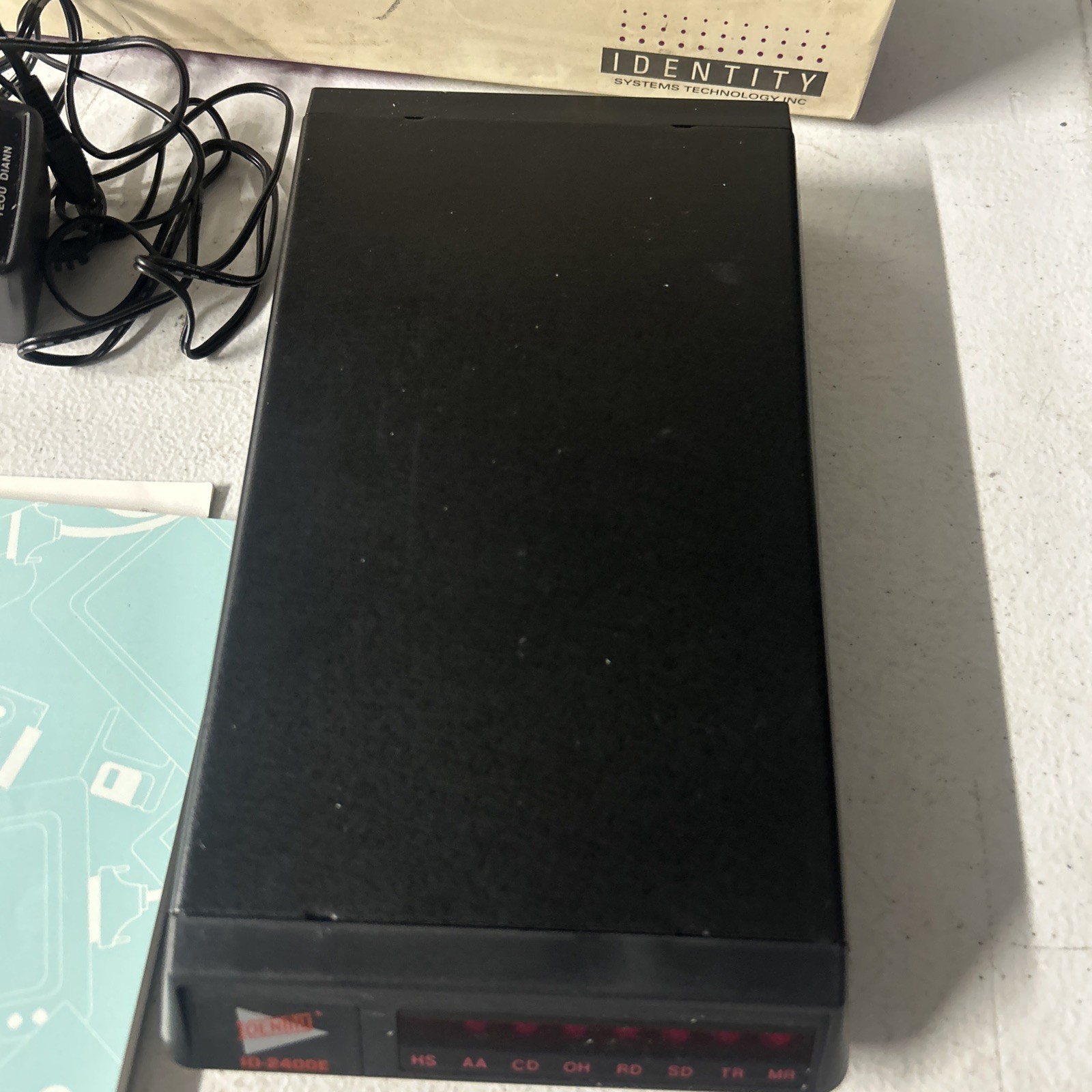 Identity External Modem ID2400E 2400 Bps w/Cords & Manual
