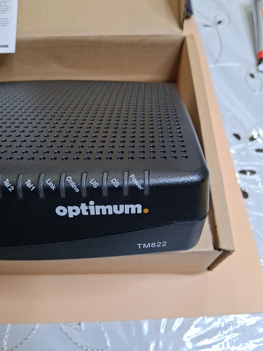 🤩 ARRIS TM822 e DOCSIS 3.0 8×4 Ultra-High Speed Modem – Black + Battery