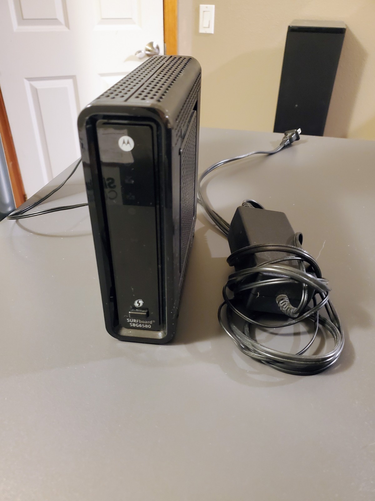 Motorola ARRIS Surfboard SBG6580 Cable Modem – USED