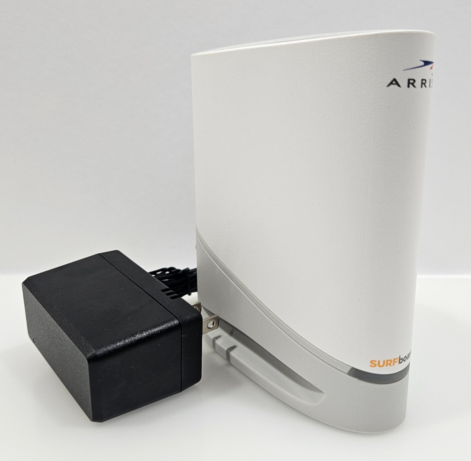 ARRIS – SURFboard S33 32 x 8 DOCSIS 3.1 Multi-Gig Cable Modem with 10+ Gbps
