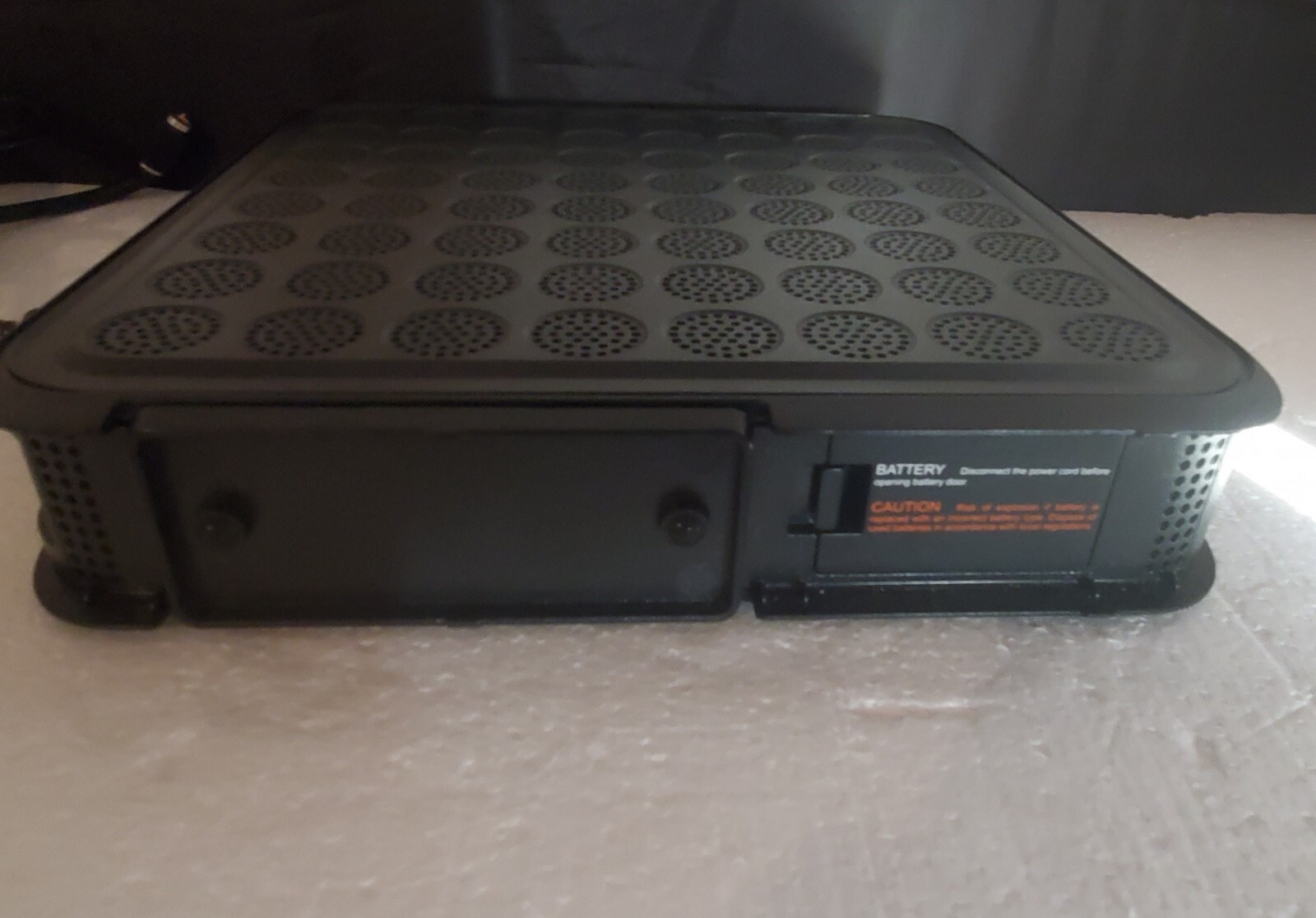 Ubee | DVW32CB | Advanced Wireless Voice Gateway Modem & Router with power cord