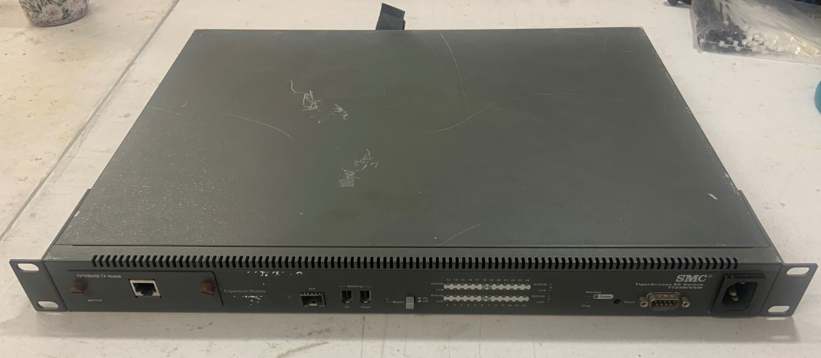 SMC TigerAccess Extended Ethernet Switch SMC7724M/VSW