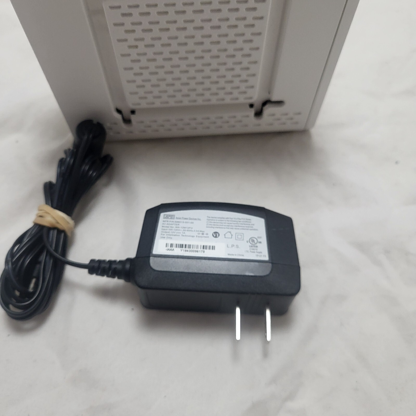 ARRIS Surfboard SB6190-RB DOCSIS 3.0 Cable Modem, White Tested Working