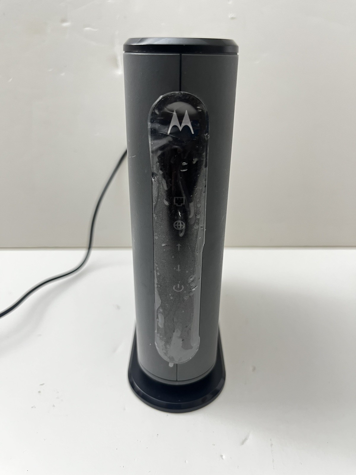MOTOROLA 16×4 Cable Modem MB7420 / 686 Mbps DOCSIS 3.0 – With No Power Cables