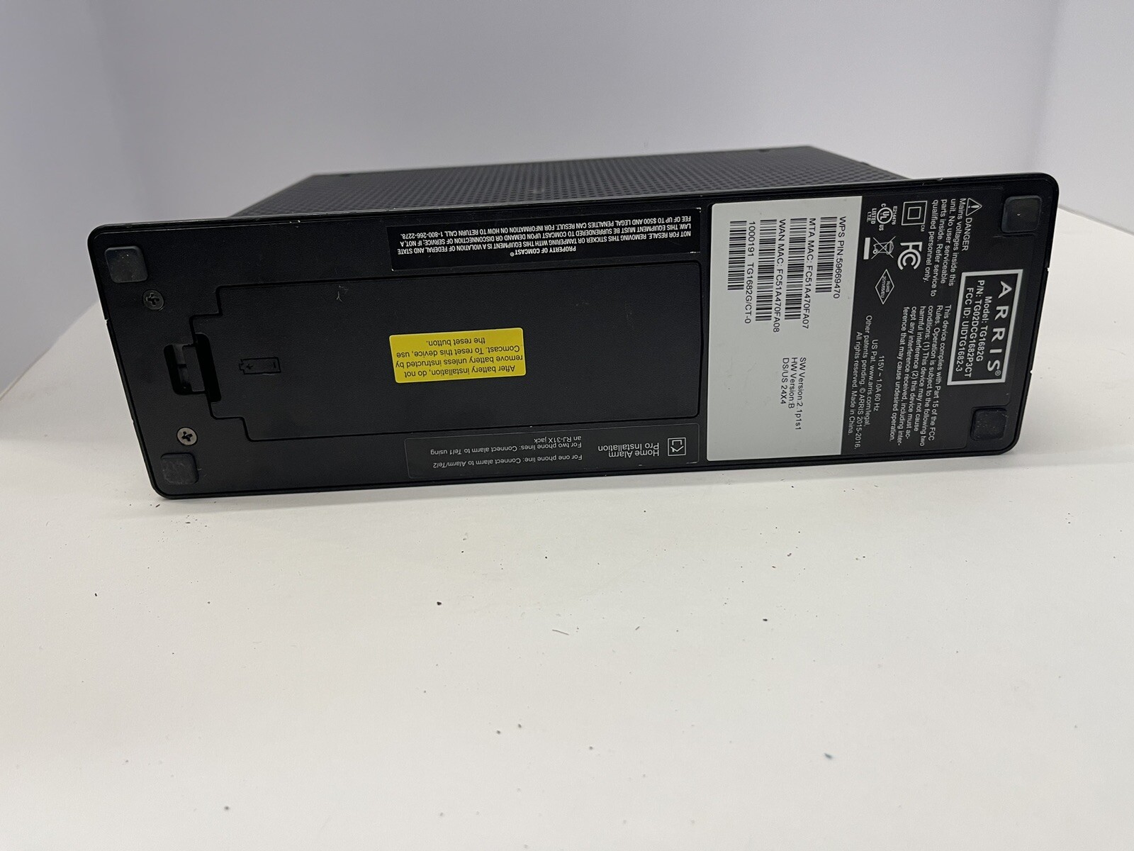 ARRIS TG1682G Wireless Modem Router – Black