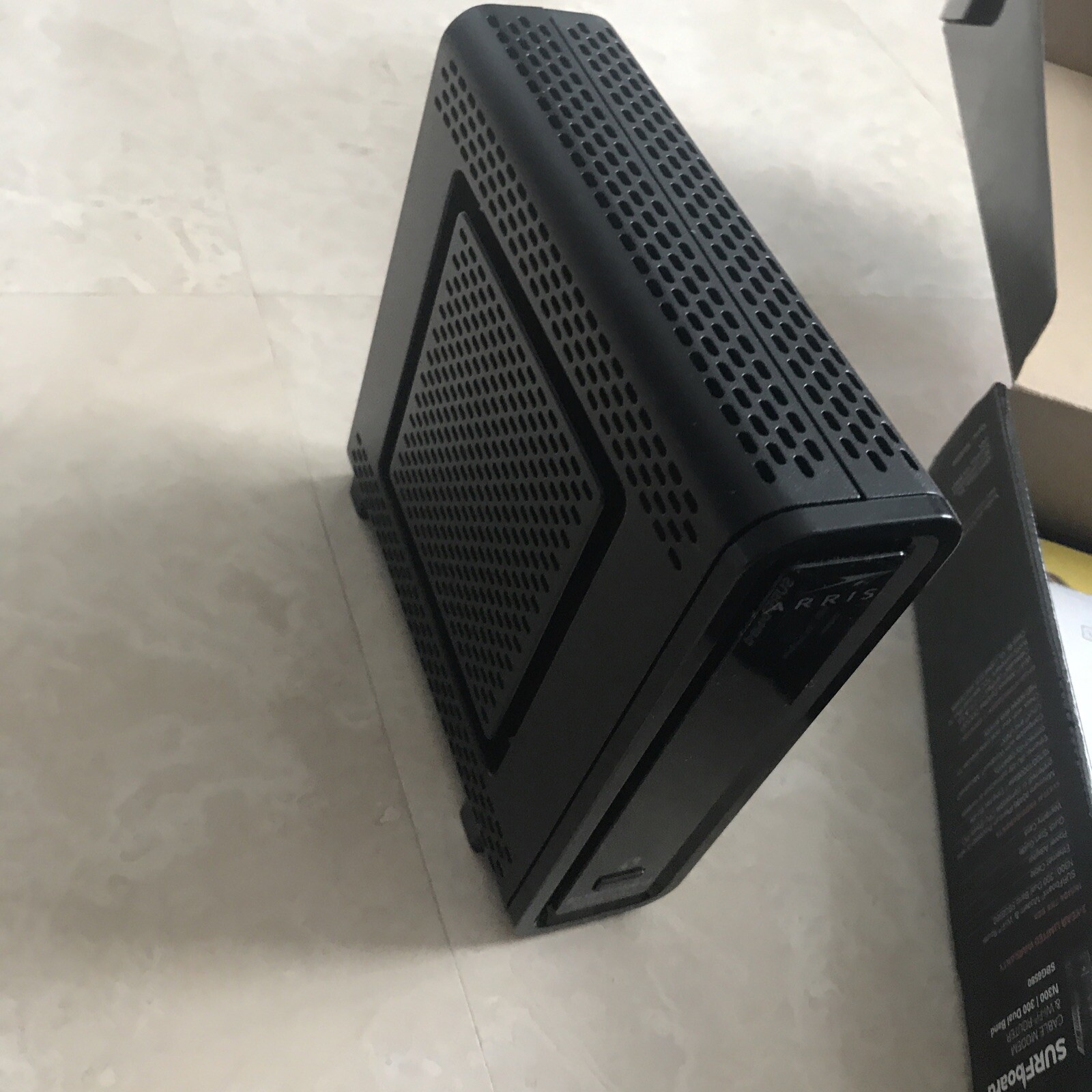 Motorola Arris SURFboard Modem& Wi-Fi Router Model SBG6580 – N300 Dual Band