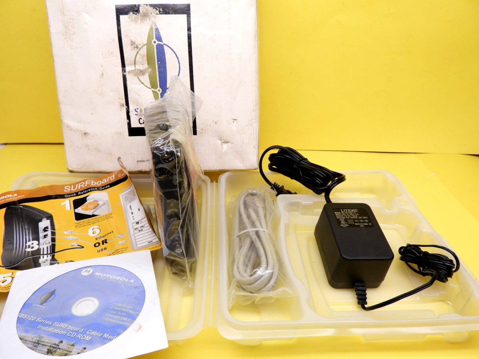MOTORLA MODEL SB5120 SURFBOARD INTERNET CABLE MODEM COMCAST XFINITY 2002 BOXED
