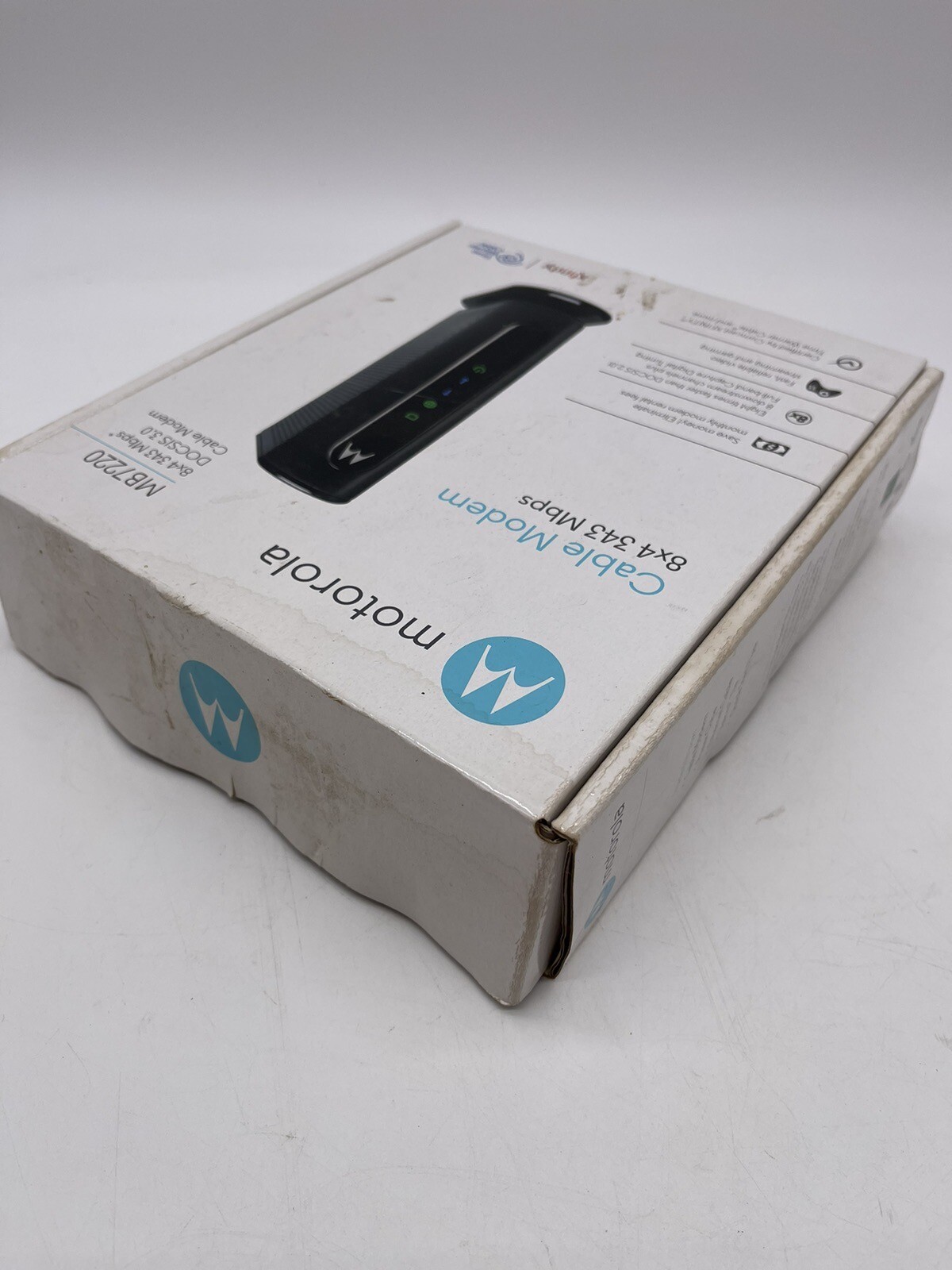Motorola 8×4 Cable Modem, Model MB 7220, Docsis 3.0